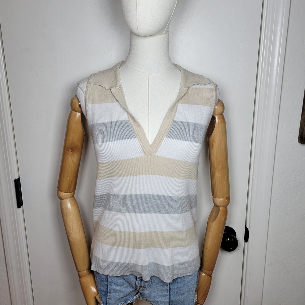 Halston V-Neck Tank Top Sleeveless Blouse Size Medium